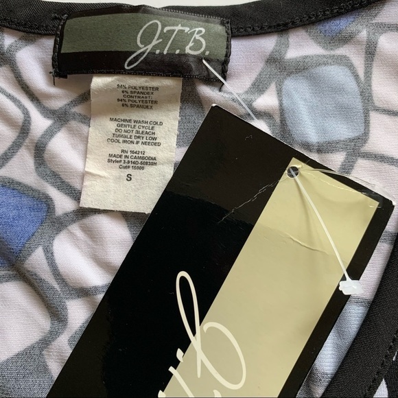 J.T.B. geometric pattern print short sleeve scoop neck top - Picture 5 of 11